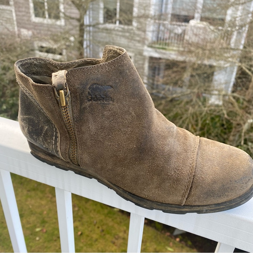 Sorel  Women's Black Sorel Major Low STYLE NL 2161-010 Boot Sz.8